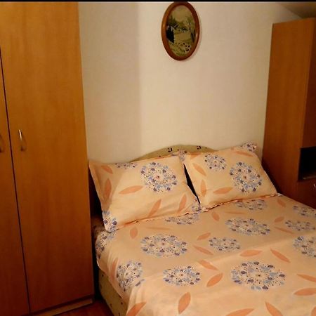Apartments Teodora Obala Petrovac ภายนอก รูปภาพ