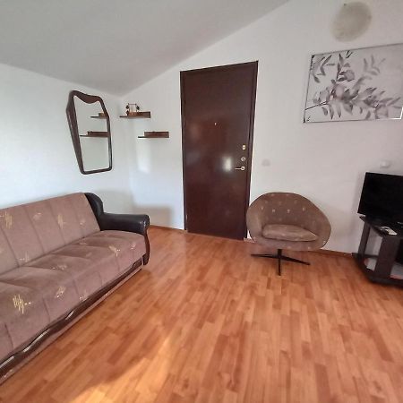 Apartments Teodora Obala Petrovac ภายนอก รูปภาพ