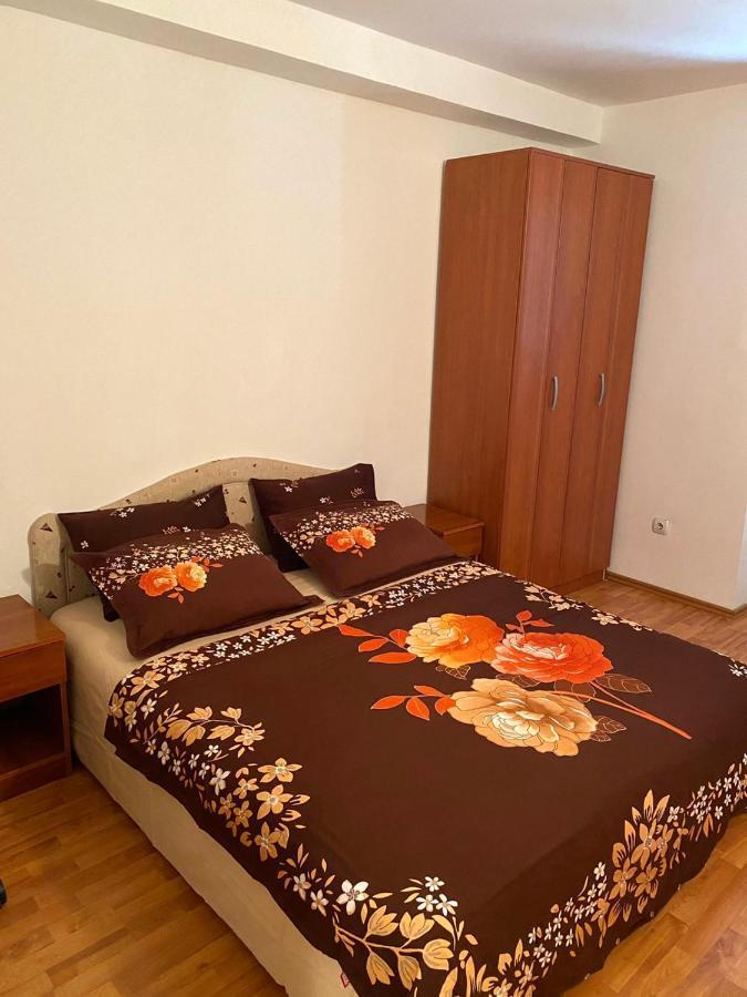 Apartments Teodora Obala Petrovac ภายนอก รูปภาพ