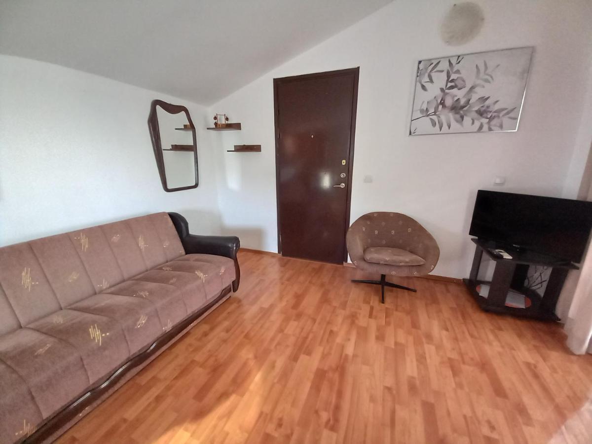 Apartments Teodora Obala Petrovac ภายนอก รูปภาพ