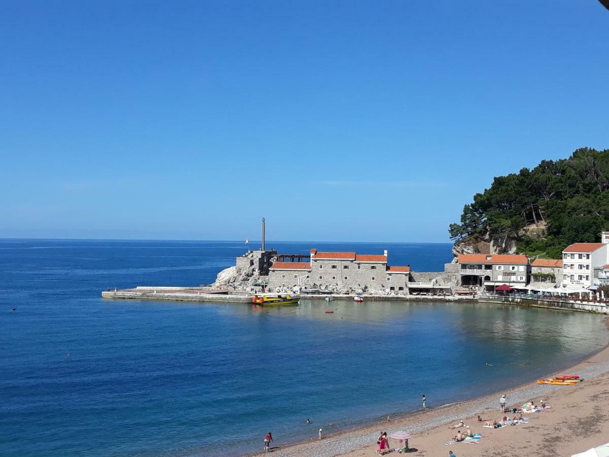 Apartments Teodora Obala Petrovac ภายนอก รูปภาพ