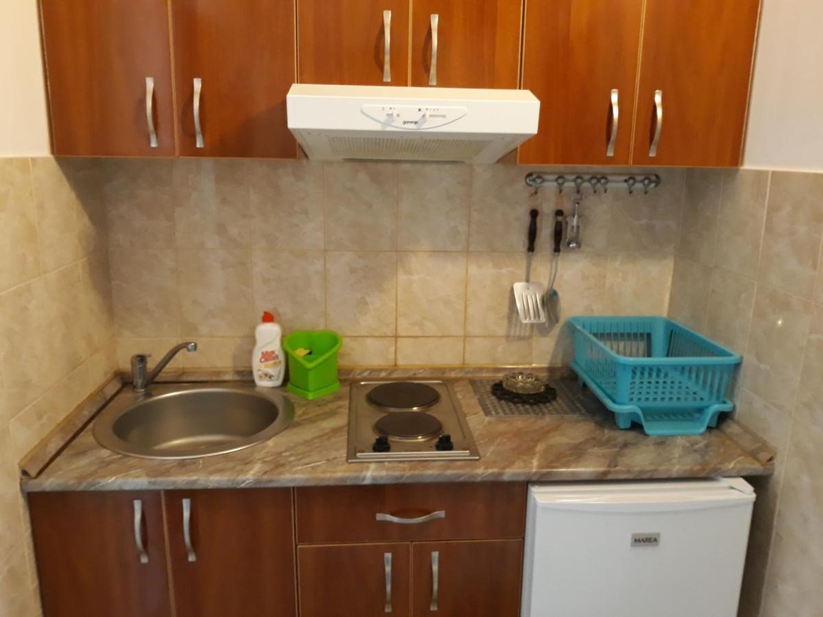 Apartments Teodora Obala Petrovac ภายนอก รูปภาพ